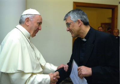 El editor de la web vidasacerdotal.org con el Papa Francisco